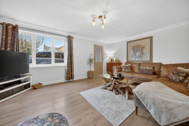 37, Larkfield Road, Leeds photo 2