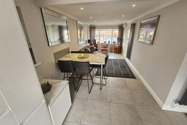 23, Ramsons Way, Westfiels Park, Cardiff photo 5