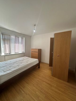 Thumbnail Room to rent in Brangbourne Road, Bromley