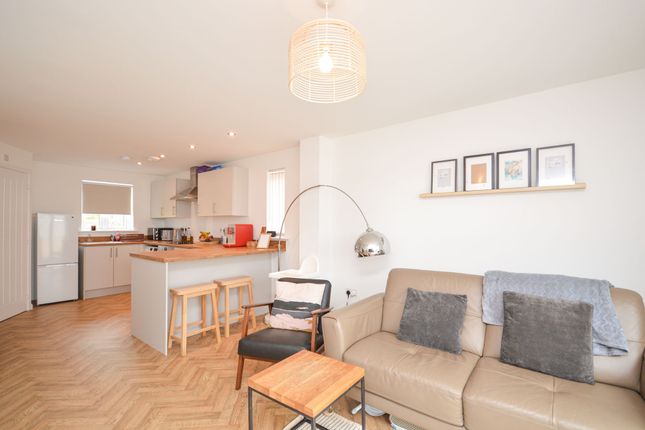 21 Kerdhva Treweythek, Newquay photo 2
