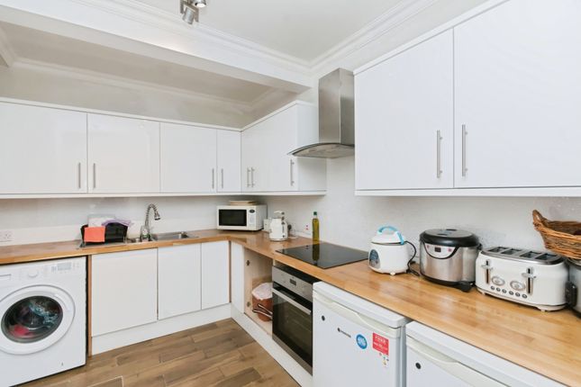 Flat 1, Spencer Lodge, 10, Spencer Road, East Sussex photo 4