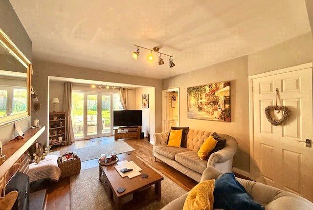 197, Mytchett Road, Camberley photo 2