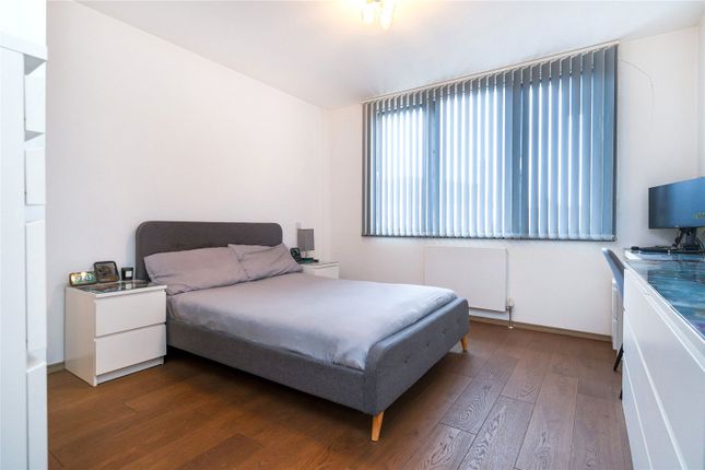 Flat 24, Kirk House, 97, High Street, West Drayton photo 3