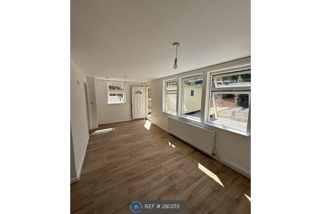 Ashleigh Close, Exeter photo 4