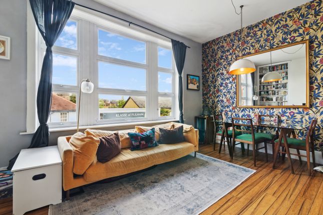 Flat for sale in Royal Parade, Dawes Road