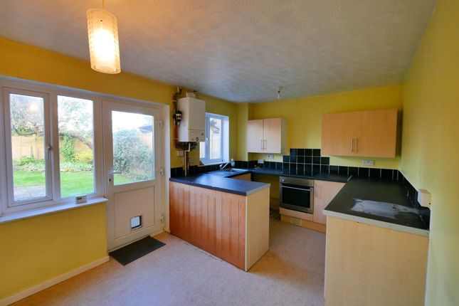 115 Pheasant Way, Cirencester photo 2