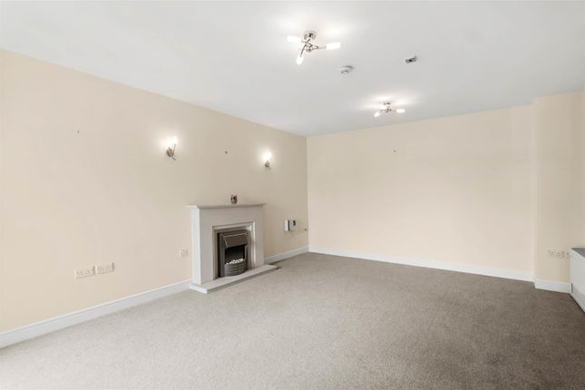 105 Margaret Court, Main Street, Stratford-Upon-Avon photo 4
