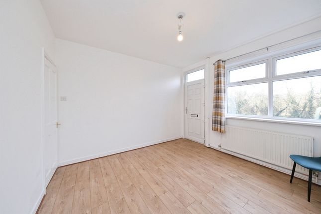 52, Ripley Road, Belper photo 3