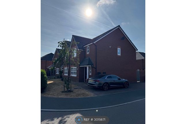 Downing Close, Ellesmere Port photo 2