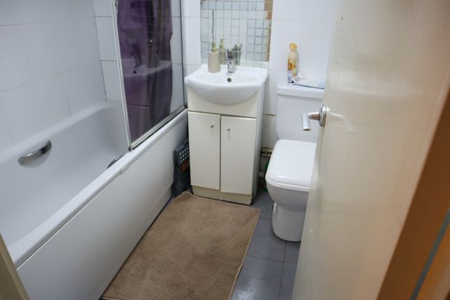 15, Carrick Point, Falmouth Road, Leicester photo 5