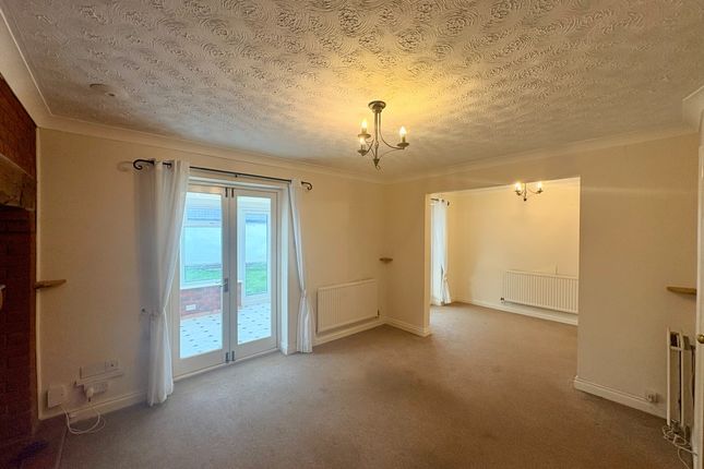 2, Bakery Close, Cosby photo 5