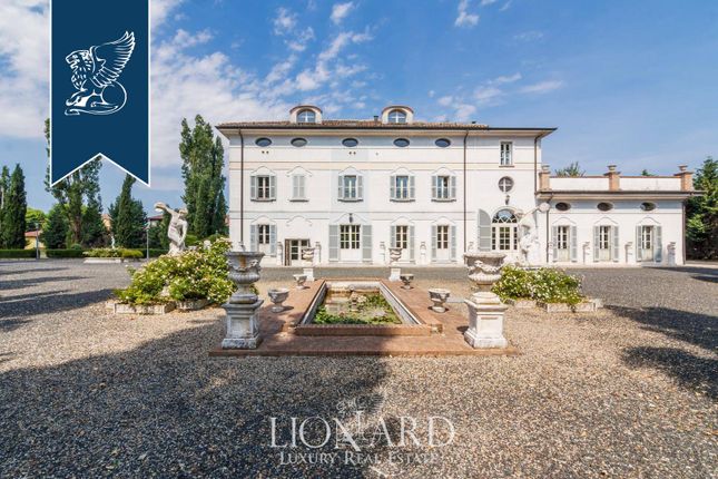 Villa for sale in Gattatico, Reggio Emilia, Emilia Romagna