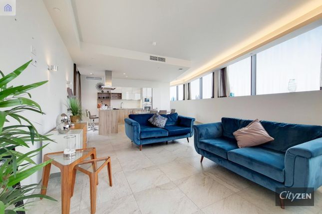 Flat for sale in Nougat Court, Taylor Place, London