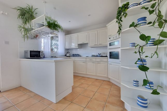77, Bryher Island, Port Solent photo 4