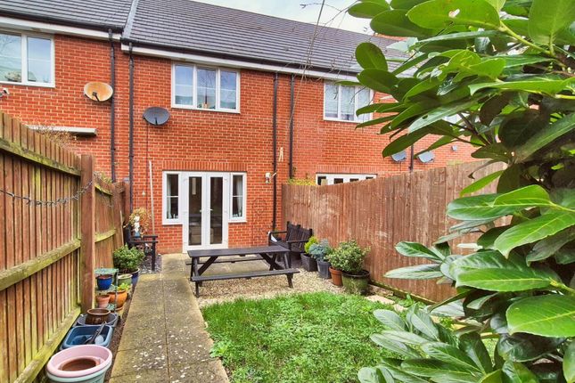 30, Meridian Rise, Ipswich photo 2