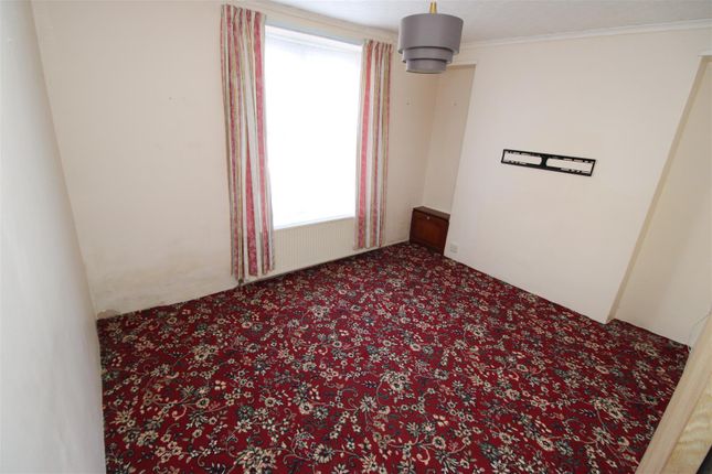 22, Greenfield Street, Pontlottyn photo 3