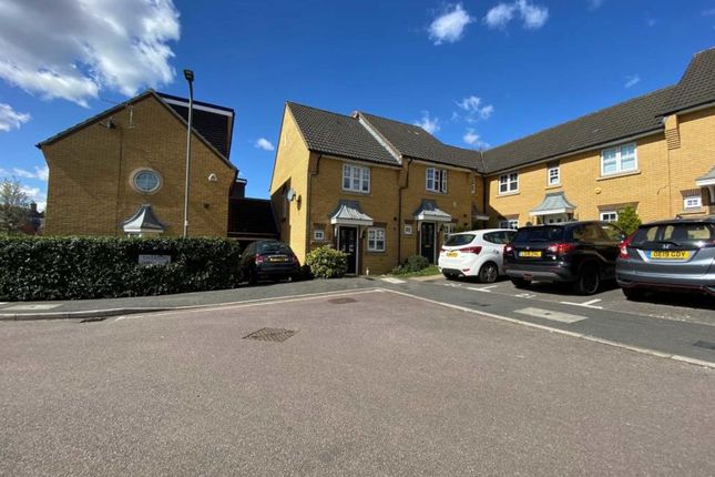3, Tiverton Way, London photo 5