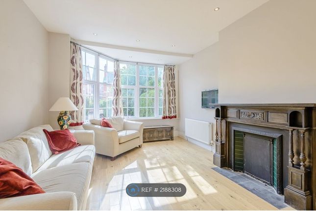 Shavington Avenue, Chester photo 5