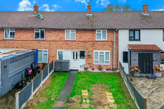 55 Fullers Mead, Harlow photo 2