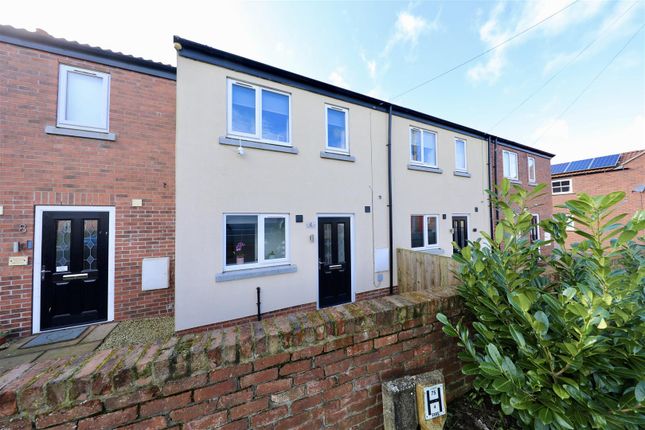 Thumbnail Terraced house for sale in Headlands Road, Aldbrough, Hull