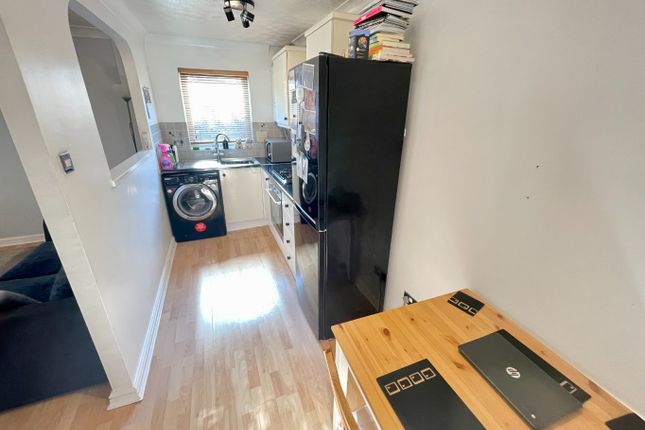 End terrace house for sale in Muirfield, Luton, Bedfordshire