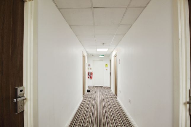 411 Sunbridge Halls, 178 Sunbridge Road, Bradford photo 3