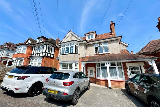 Flat to rent in Rosemount Road, Westbourne, Bournemouth