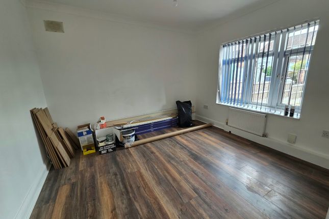 344, Colchester photo 5