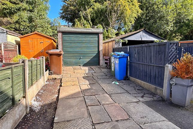 183, Mottram Moor, Hyde photo 3