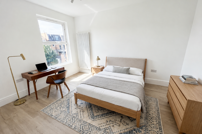 25 Percy Road, London photo 4