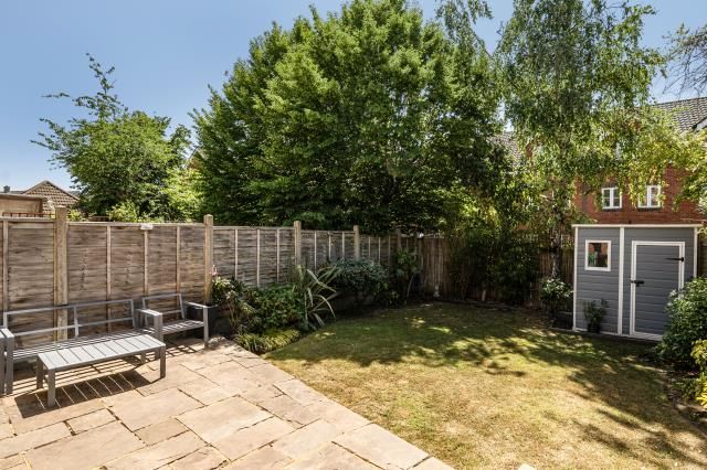 21, Buttercup Place, Thatcham photo 4