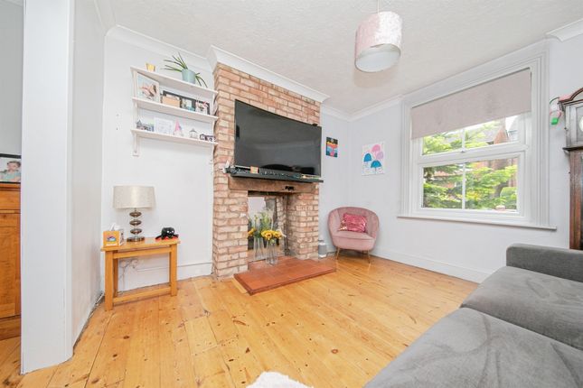 47, Scarletts Road, Colchester photo 2