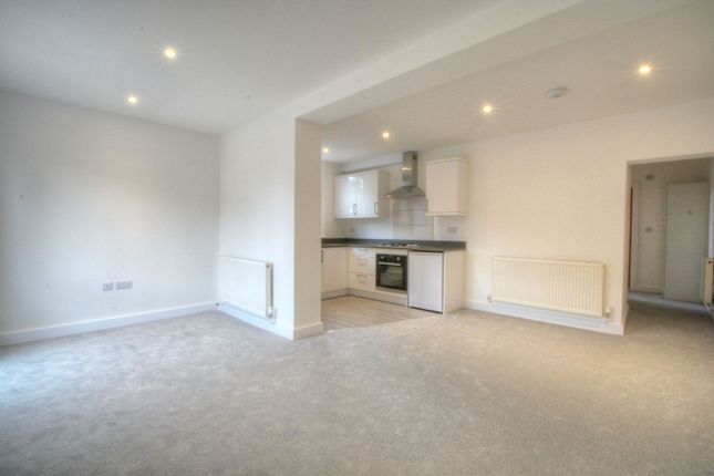 1 bed flat to rent in Sandringham Road, Petersfield GU32