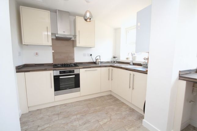 126, Norden Road, Rochdale photo 4