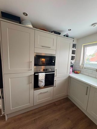 Maplewood Park, Corstophine, Edinburgh, EH12 8WU, Edinburgh photo 4