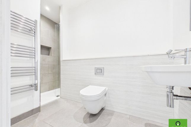Flat 4, Pelham House, 124, High Street, Hornchurch photo 4