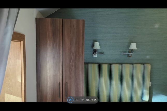 One Bedroom Flat, Jesmond, Newcastle Upon Tyne photo 5