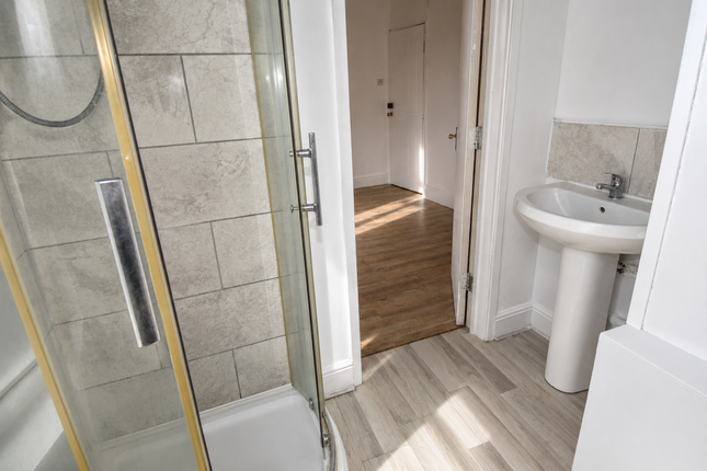 Room 2, 43, Leopold Road, Coventry photo 4