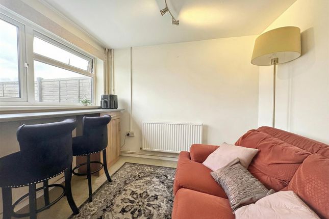 270, Devon Road, Luton photo 4