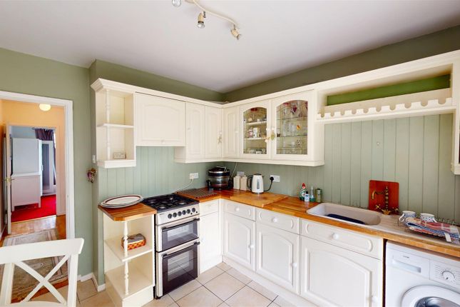 43, Heol Croesty, Bridgend photo 2
