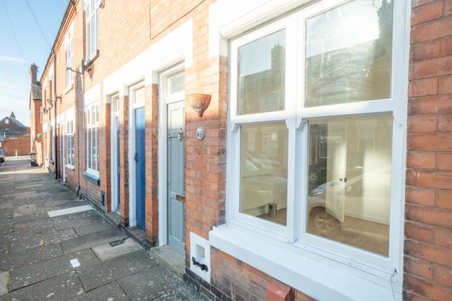 Thumbnail Terraced house to rent in Bulwer Road, Clarendon Park, Leicester