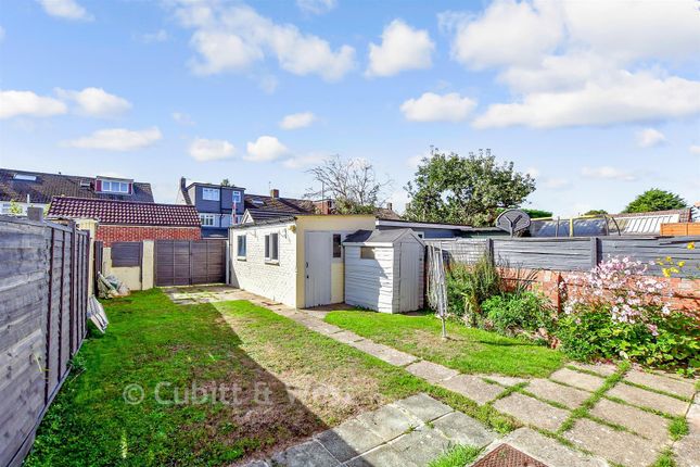 62, Old Manor Way, Portsmouth photo 4