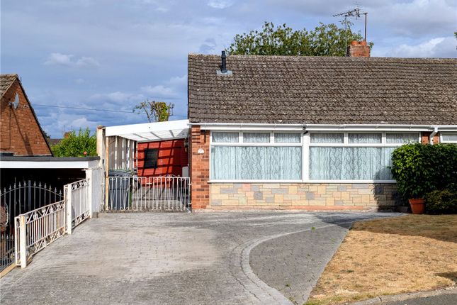 2-bed house on 17, Hales Park, Worcestershire, £220,000