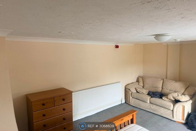 Market St, Long Sutton, Spalding photo 2