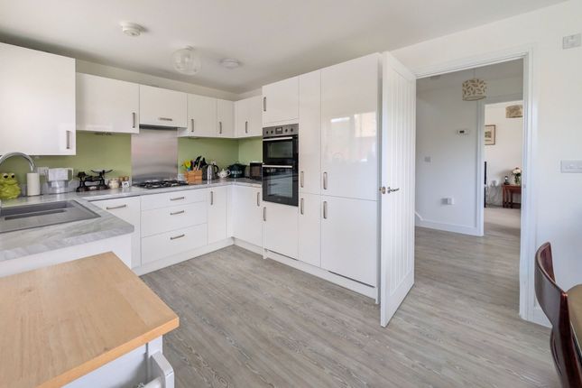 19 Flowe Drive, Wantage photo 2