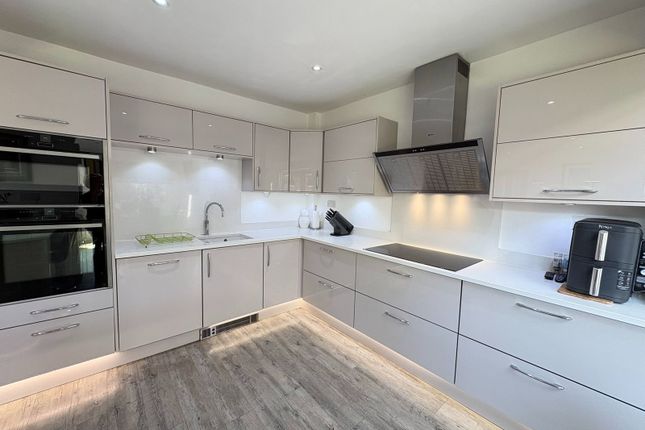 15, Ridgeway Drive, Lydiate photo 3