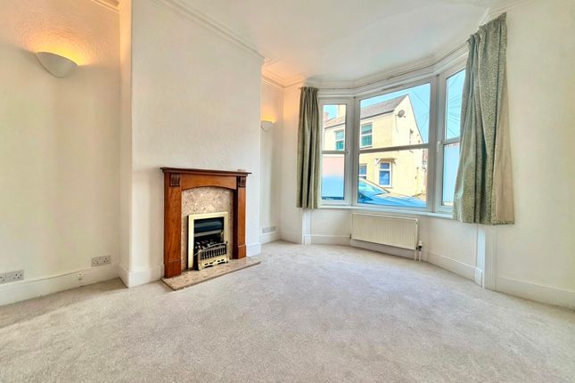 21, Roberts Road, Exeter photo 4