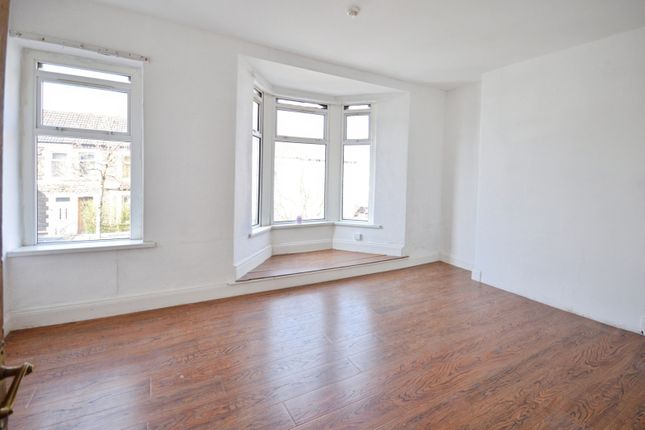 71, Paget Street, Cardiff photo 4