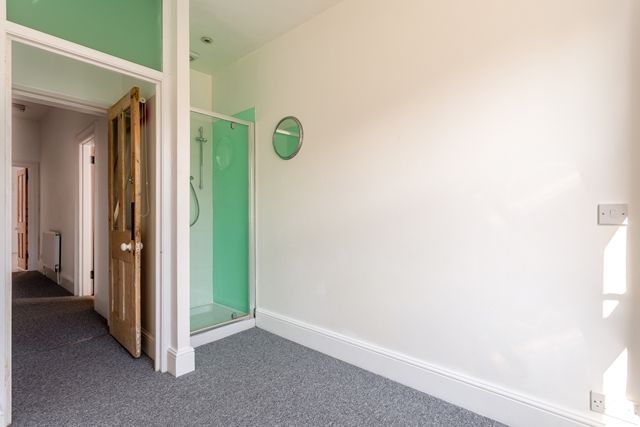 Maisonette for sale in Victoria Terrace, Hove, East Sussex 2Wb.