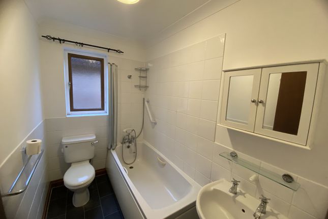 24, Station Drive, Deal photo 4